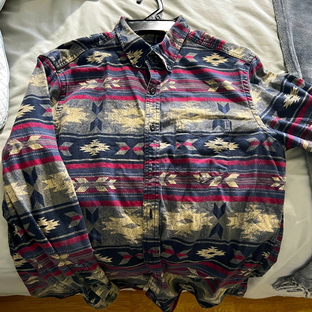 American eagle shirt.. Aztec pattern